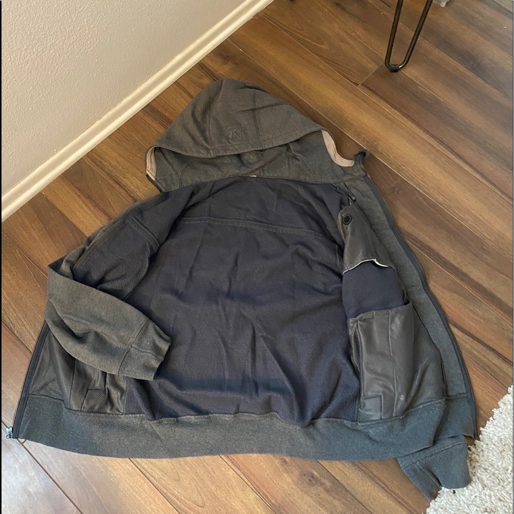 LuluLemon Jacket Sz M
